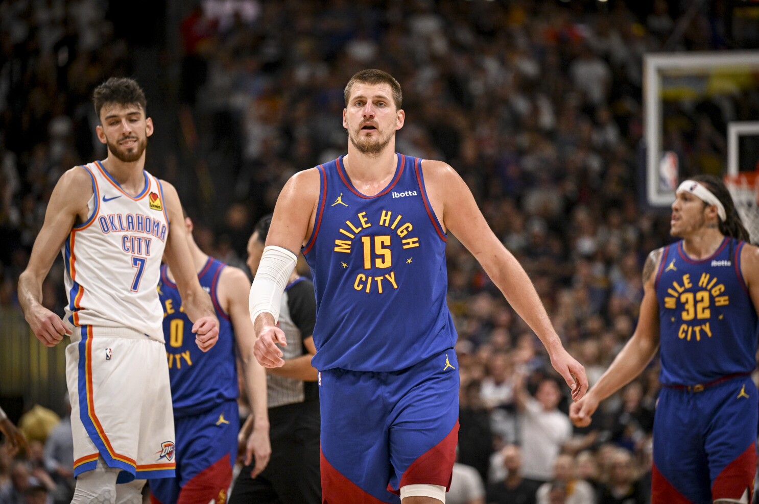 5 月 12 日 NBA 季后赛赛况