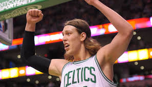 7 月 9 日 NBA 黄金甲快报 - 奇才马刺交易，奥利尼克换回布兰纳姆、韦斯利