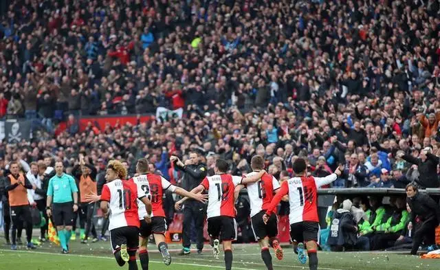 费耶诺德 十人应战仍以1-0击败黑马奈梅亨，斩获第17座荷兰杯冠军