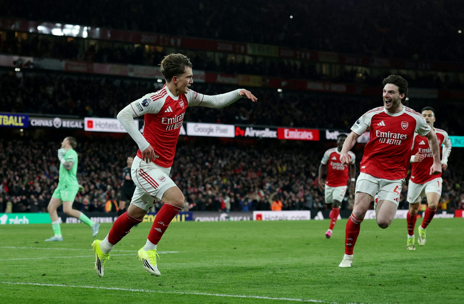 英超 积分榜阿森纳战胜埃弗顿9分领跑