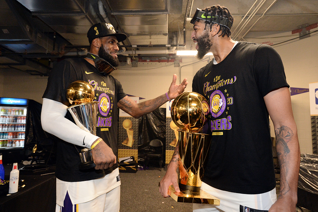 戴维斯质疑自己是否真正在 NBA 夺冠过