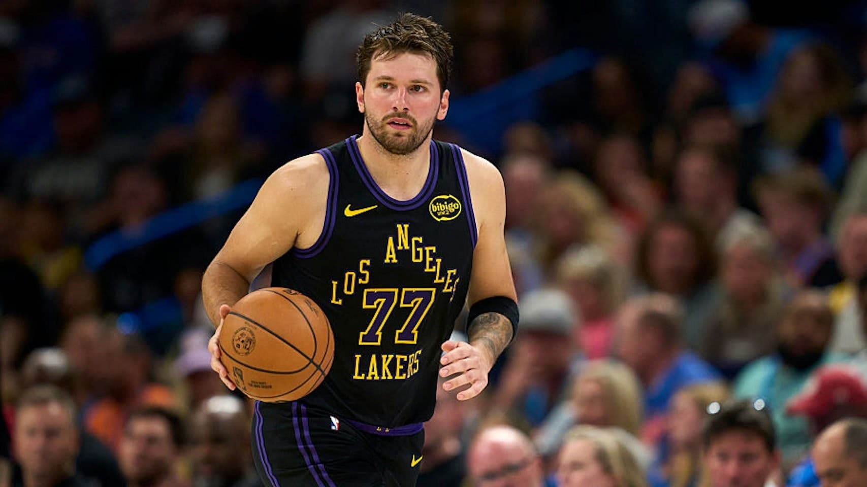 NBA 湖人队记：东契奇最初得到的恢复时间需要8周